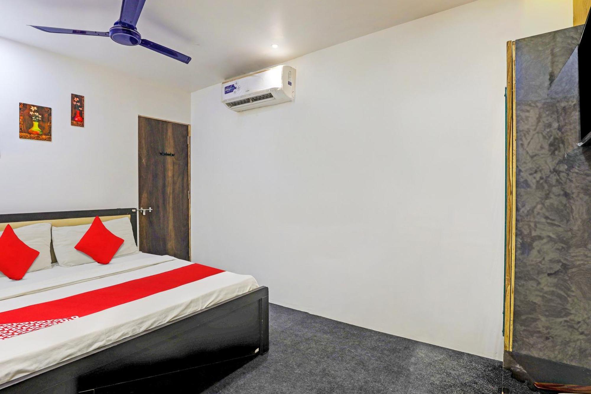 Hotel O Lotus Hotel 苏拉特 外观 照片